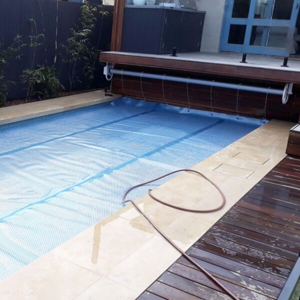 Daisy Power Wall Mount Pool Cover Roller